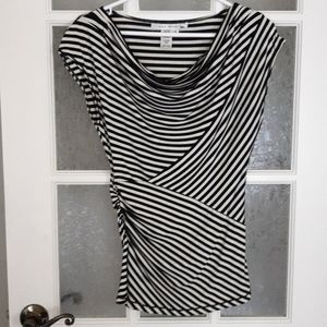 2/25$***Max Studio Striped top
